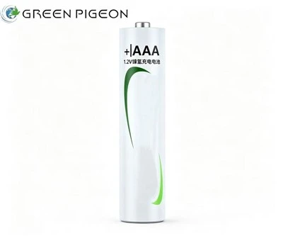Batterie AAA ricaricabili con caricabatterie